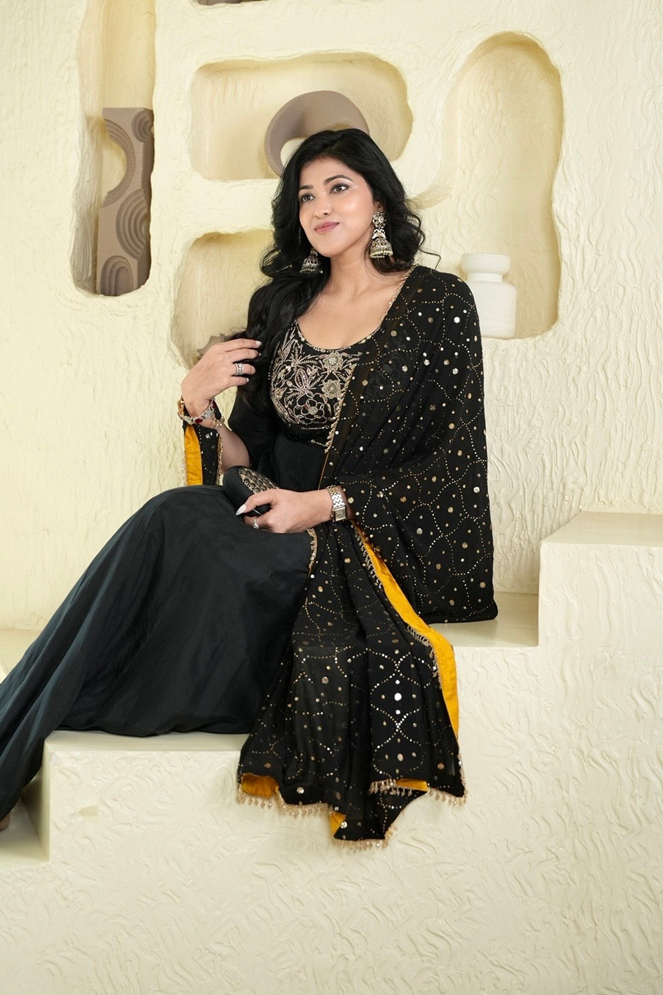 Mukaish Glow Dupatta