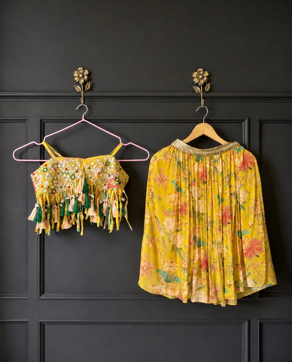 Sunflower Tassel Set
