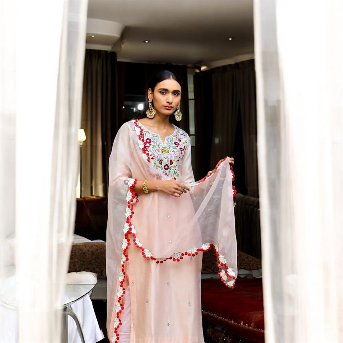 Masoom Peach Threaded Garden Set