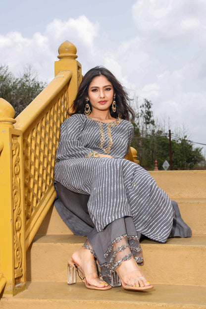 Grey Leheriya Set